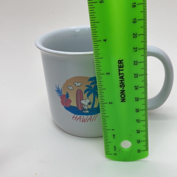 Snoopy Hawaii Surfboard Peanuts mug NWT Snoopy surfboard Hawaii - Picture 3 of 9